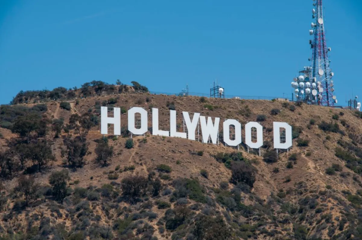 hollywood streaming cinema