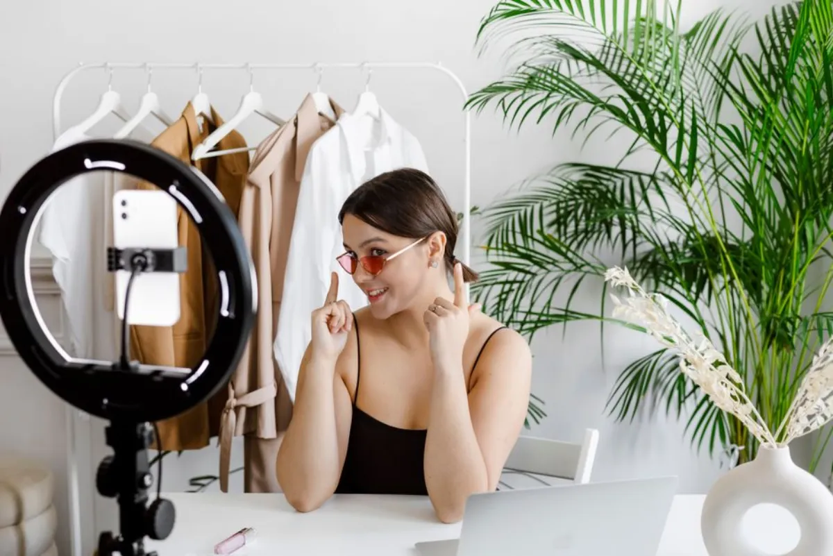 fashion livestream
